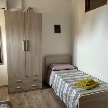 Al Castello Apartment Fiumefreddo Bruzio Kültér fotó