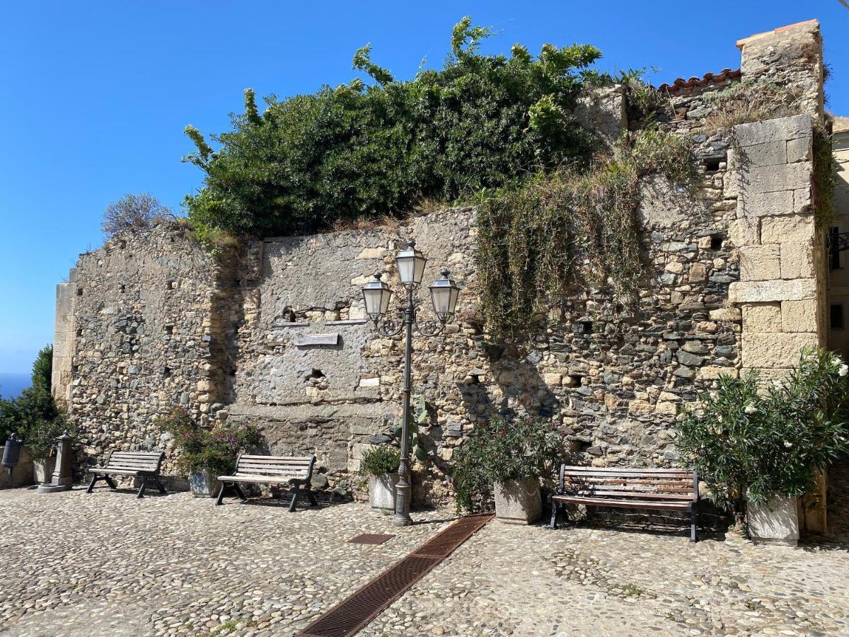 Al Castello Apartment Fiumefreddo Bruzio Kültér fotó